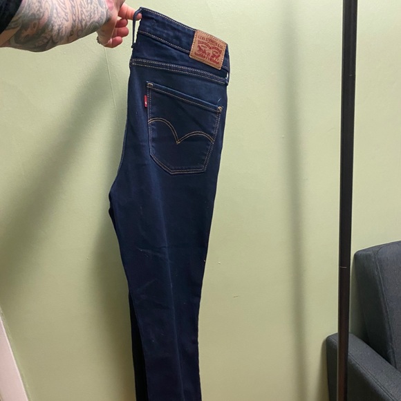 Levi 721 High Rise Skinny - Picture 5 of 6